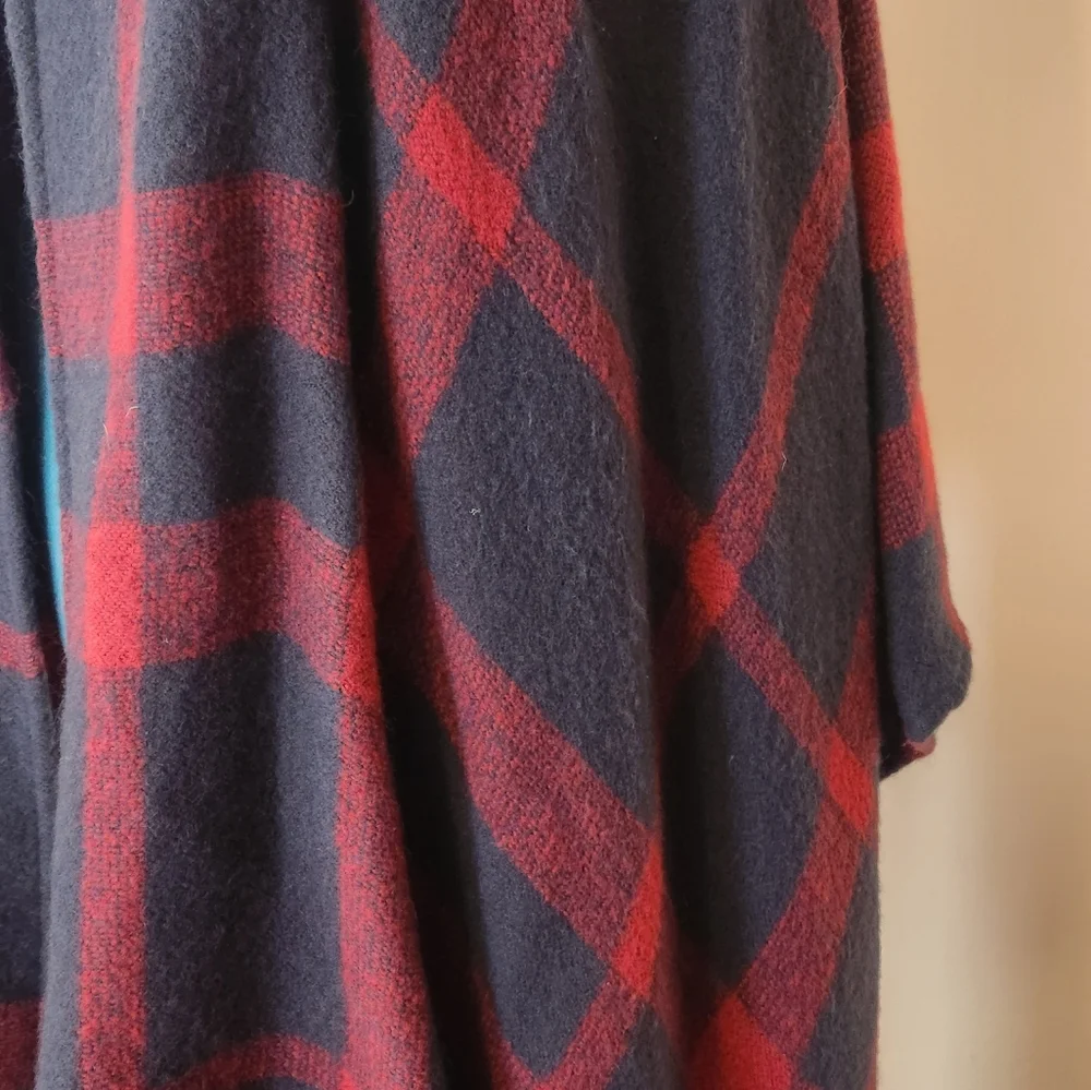 Hayes Plaid Sleeveles Long Vest one size - Picture 11 of 11